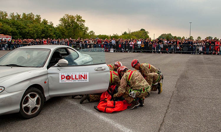 REAS 2019: una squadra soccorso dell’Esercito simula una attività di recupero con un team dell’ANA